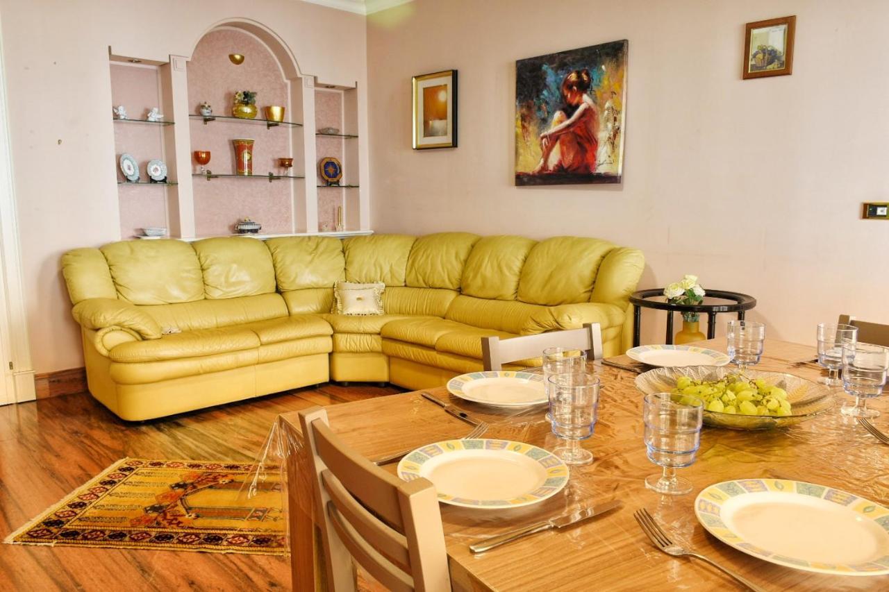 Diamond Apartment